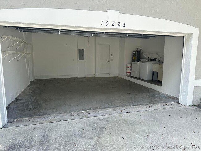 Building Photo - 10226 SW 58th St
