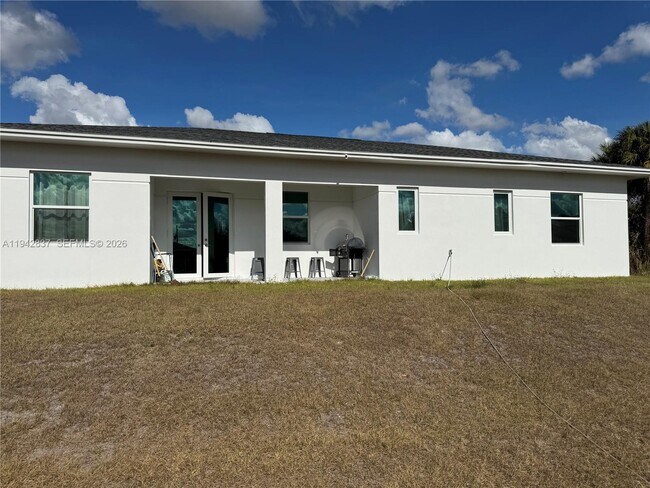 Building Photo - 5012 Gunn Pl