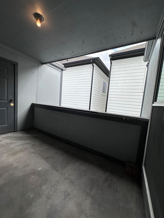 Building Photo - 4450 Sherwood Ln
