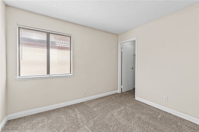 Building Photo - 6609 W Joe Michael Way