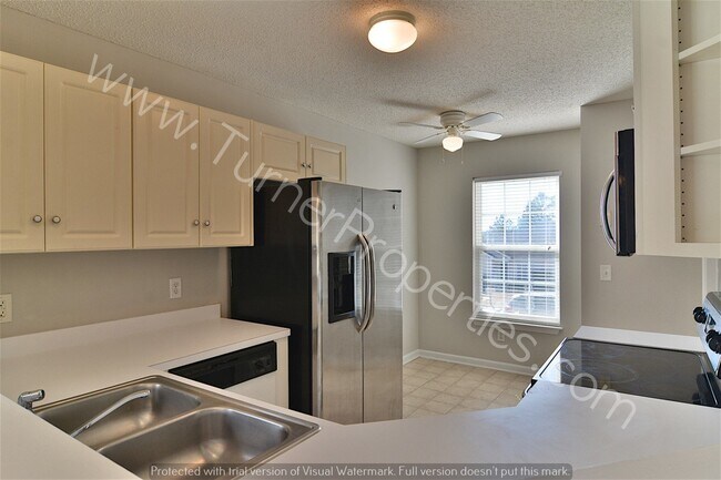 Building Photo - 119 Linville Ct, Lexington, SC 29073