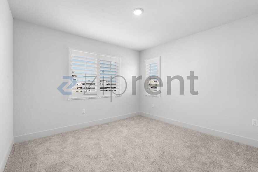 Building Photo - 710 Barrett Lk Rd