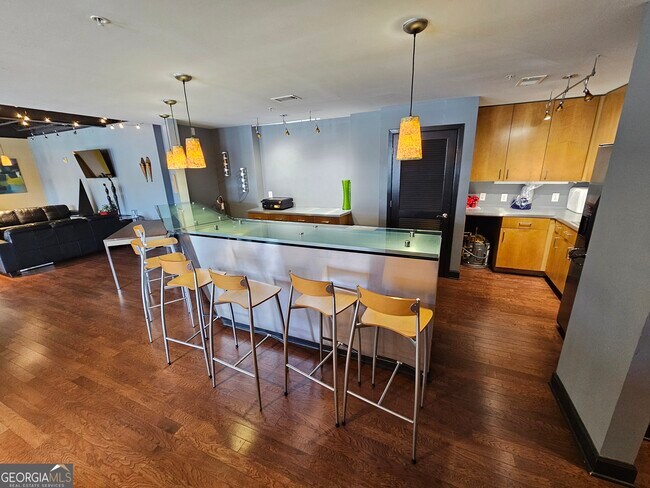 Building Photo - 5300 Peachtree Rd