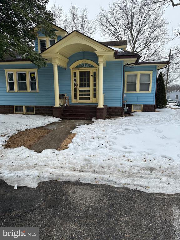 Building Photo - 11 2nd Ave