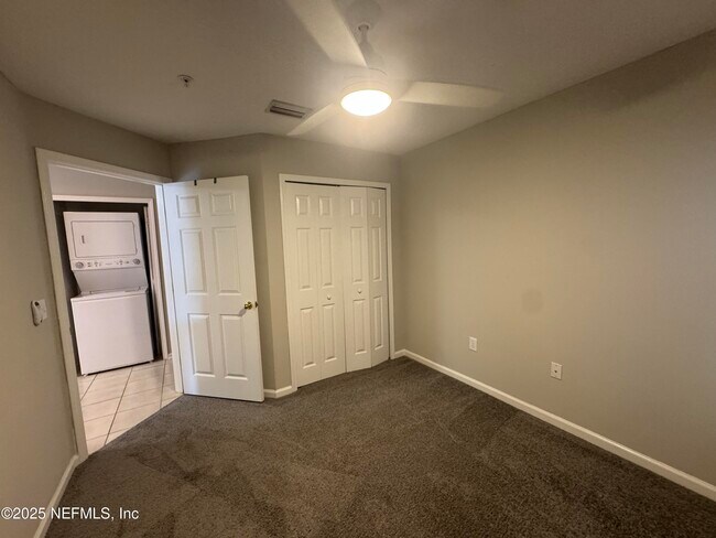 Building Photo - 6069 Maggies Cir