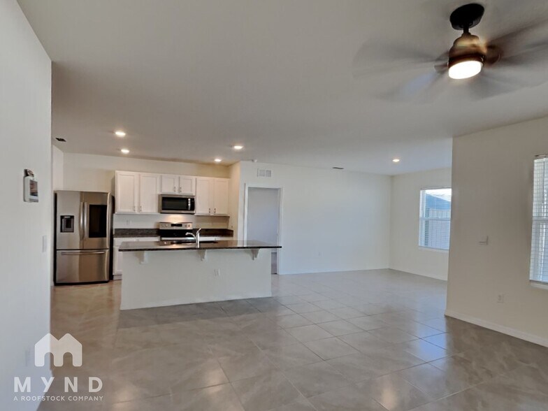 Building Photo - 3693 Diving Dove Ln