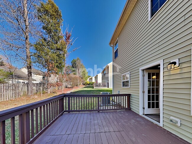 Building Photo - 114 Parsons Green Ct