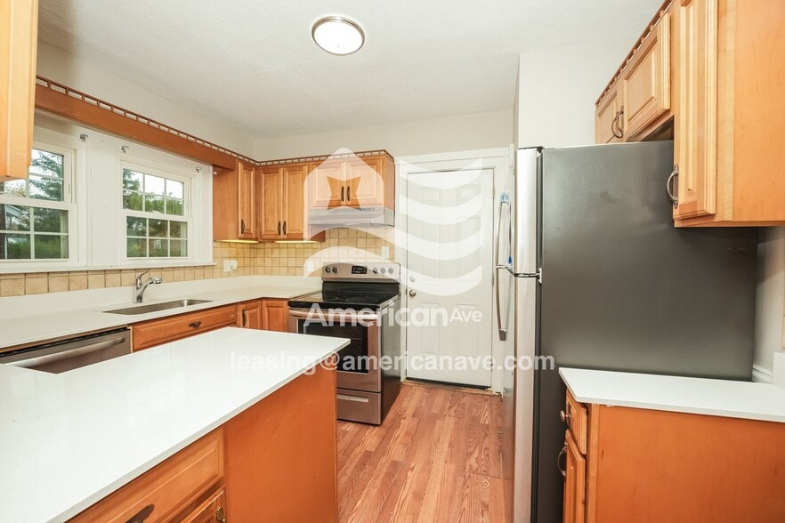 Building Photo - 10909 Park Heights Ave