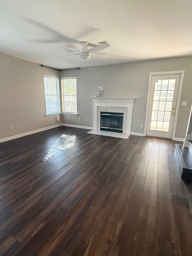 Building Photo - 5364 Appledore Ln