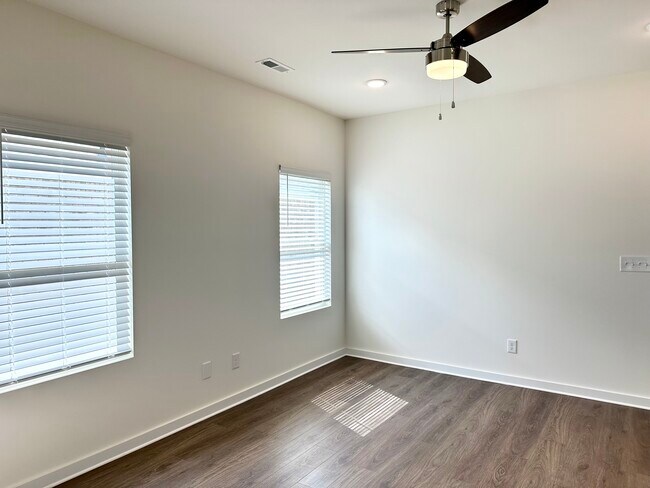 Building Photo - 4091 Textile Ln SW