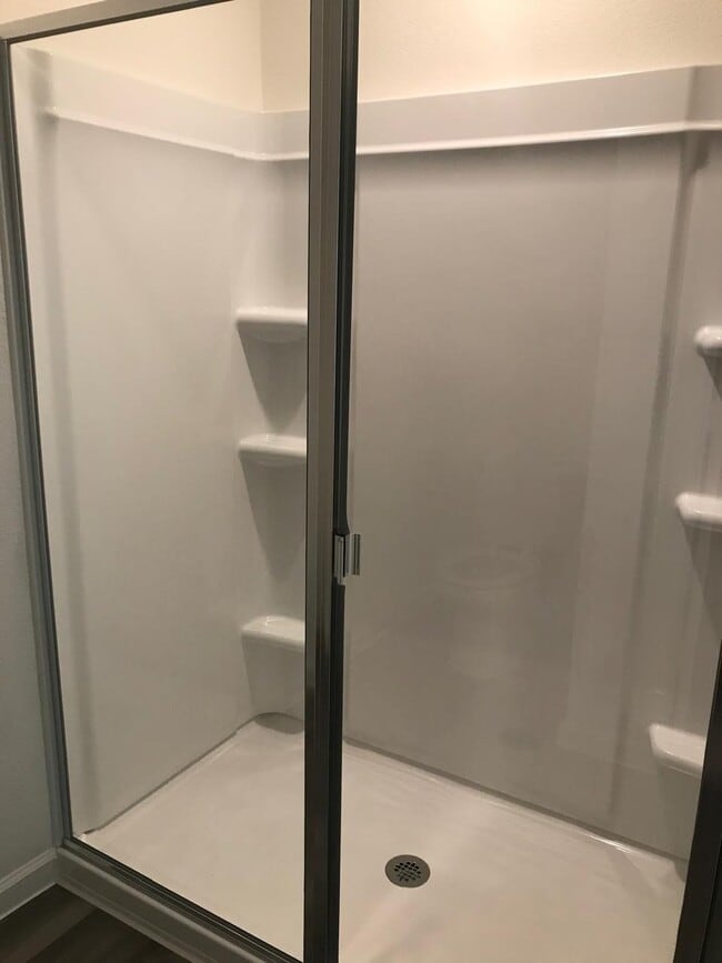 Building Photo - 100 Connecticut Ct
