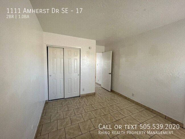 Building Photo - 1111 Amherst Dr SE