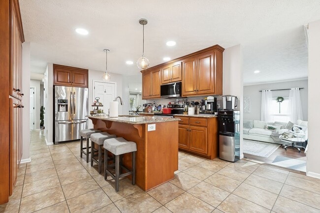 Building Photo - Move In Ready 4 Bedroom House in Yorktown!