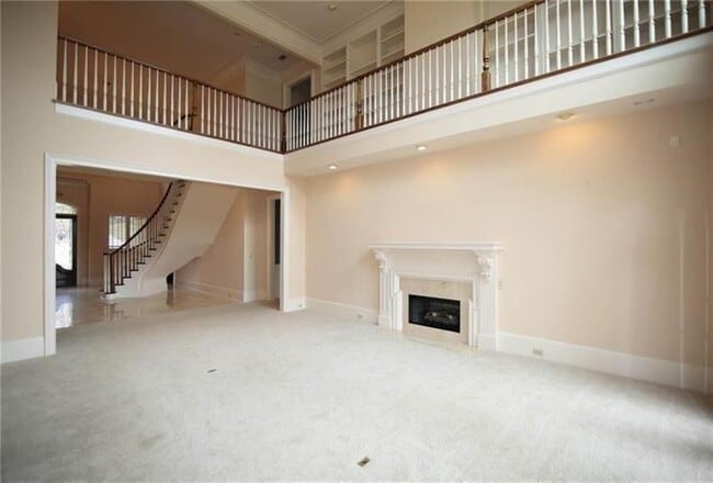 Building Photo - 2737 Tarva Pl