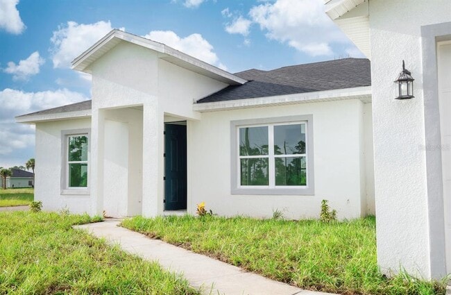 Building Photo - 46 Master Dr