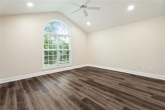 Building Photo - 6920 Autumn Hills Dr