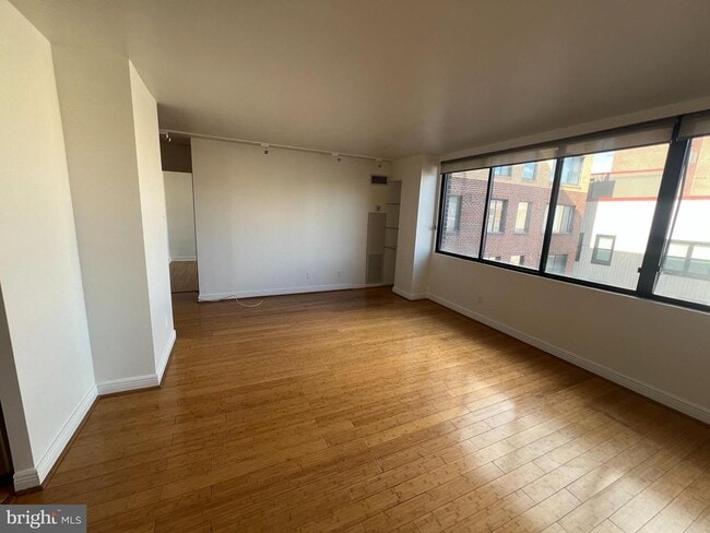Building Photo - 1245 13th St NW