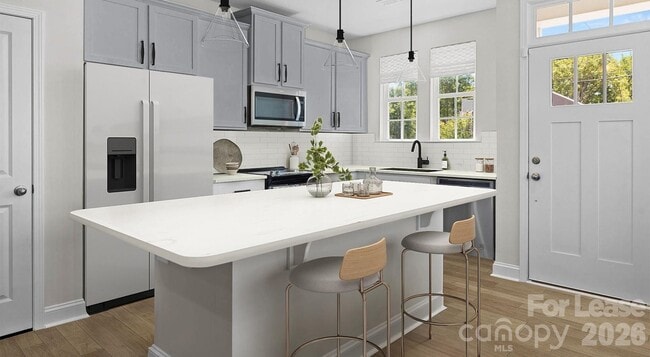 Building Photo - 17112 Birchwood Farm Rd