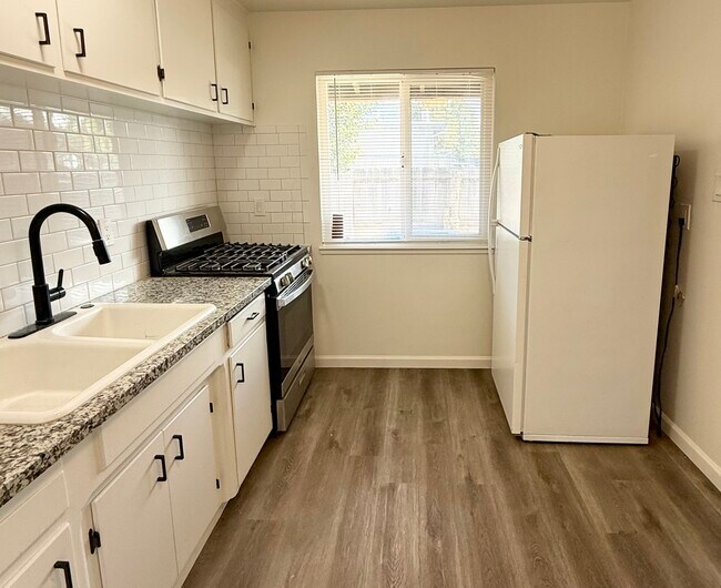 Building Photo - 4431 Finney Rd