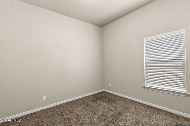 Building Photo - 3648 Grand Bahamas Dr