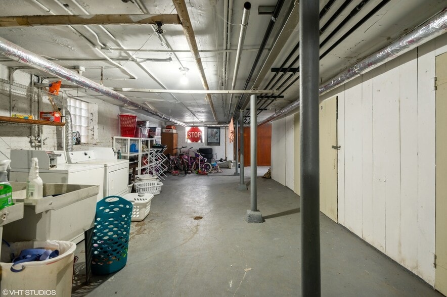 Basement/Storage Area - 5021 W Belden St