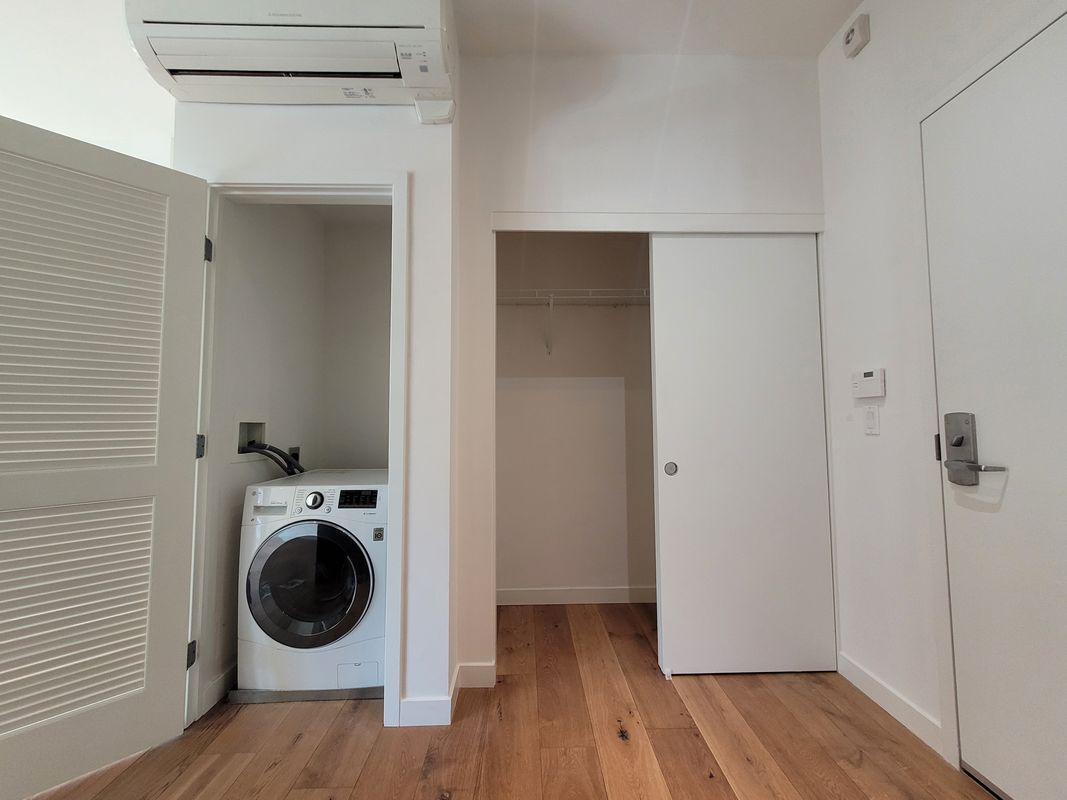 Building Photo - 11 Franklin St