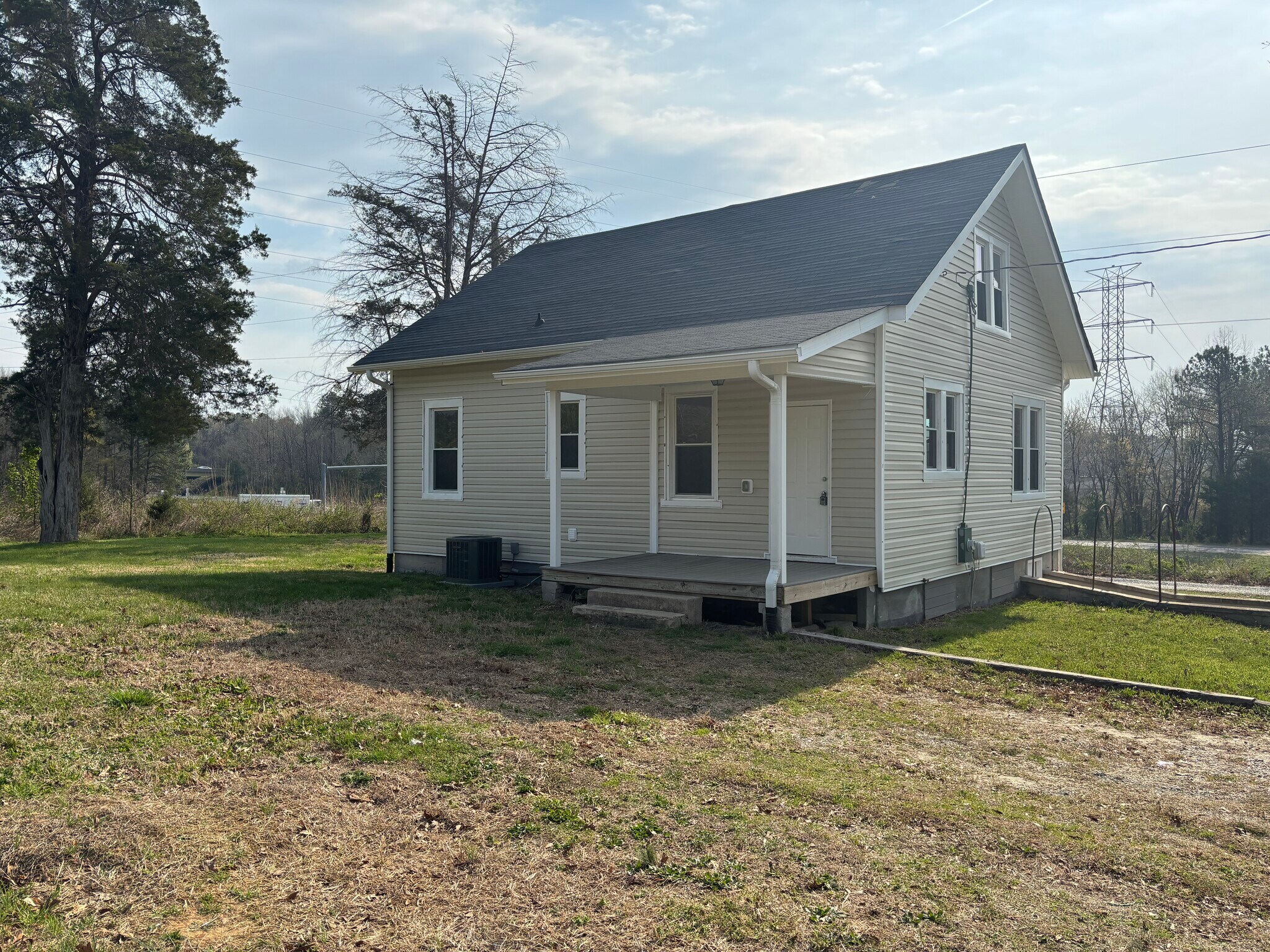 Back of home - 9710 Chester Rd