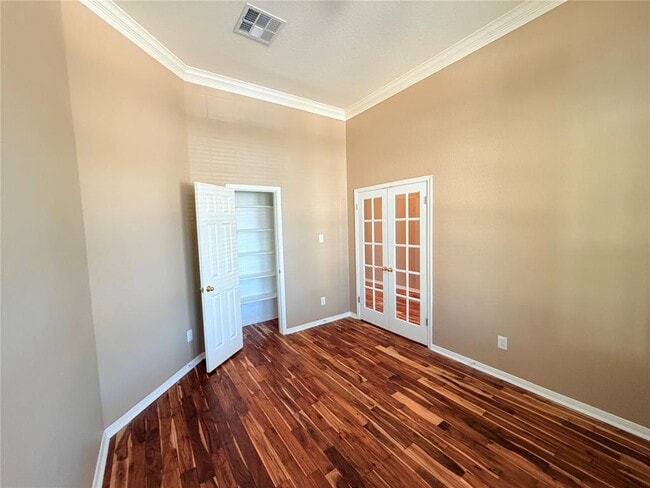 Building Photo - 3927 Blue Monster Cove