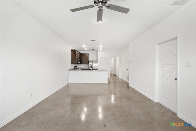 Building Photo - 1230 Concord Dr