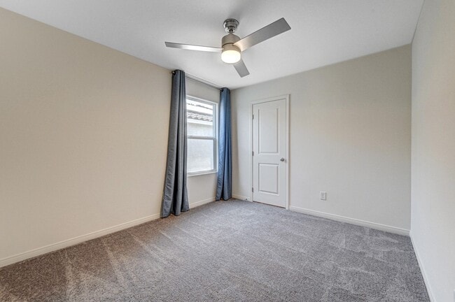 Building Photo - AMAZING 2 Story, 5 Bedroom Home in Gated community!