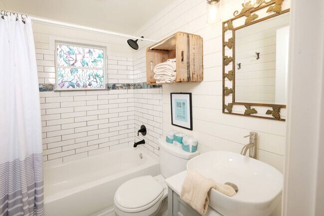 Building Photo - The Fancy Little Farmhouse