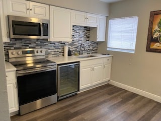 Building Photo - 11115 Hannaway Dr