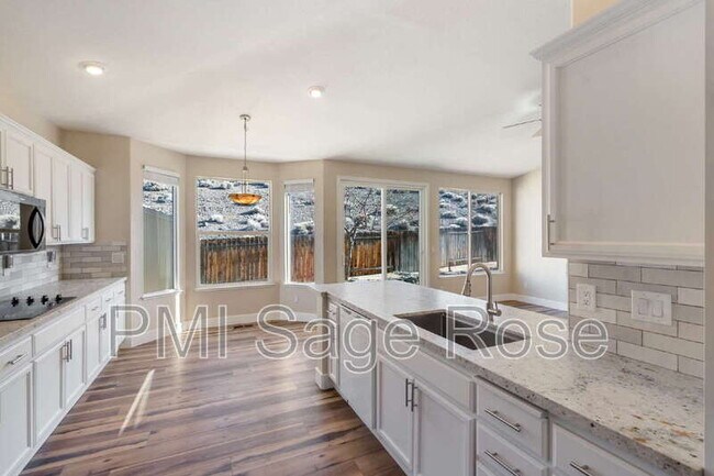 Building Photo - 4276 Talladega Dr