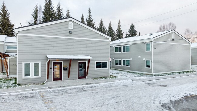 Building Photo - 350 S Santa Claus Ln