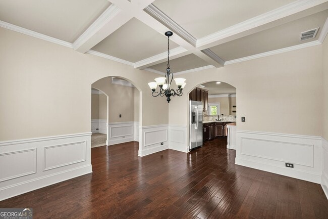 Building Photo - 882 Nestling Dr