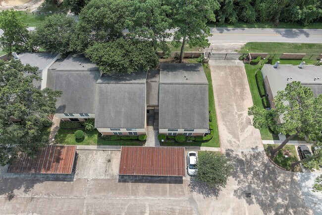 Building Photo - 14515 Wunderlich Dr