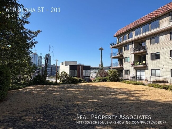 Building Photo - 610 Aloha St
