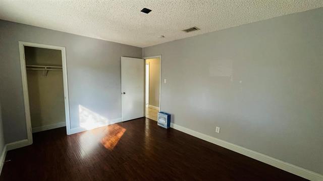 Building Photo - 3413 Urban Dr