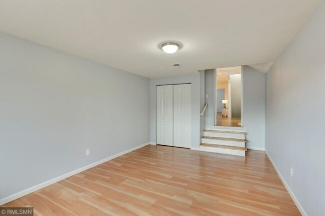 Building Photo - Perfect 4 bedroom count Home in Columbia H...
