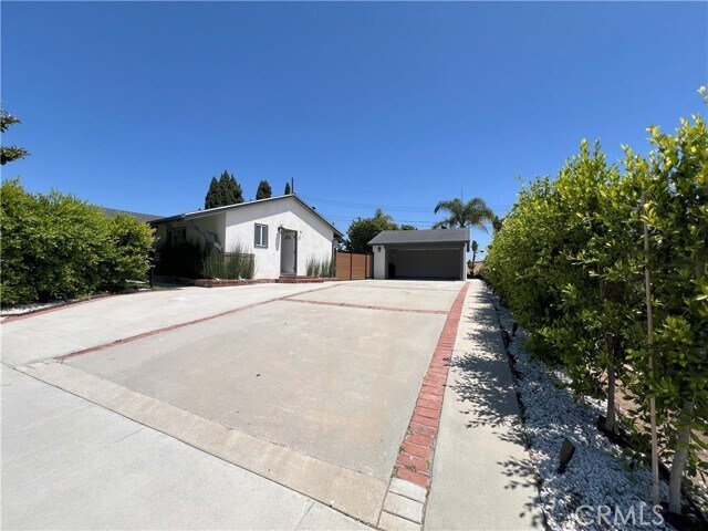 Building Photo - 20818 Wendy Dr