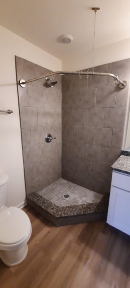 Building Photo - 221 W Murphy St