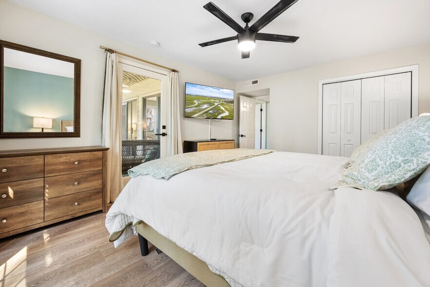 Building Photo - 141 Weehawka Way