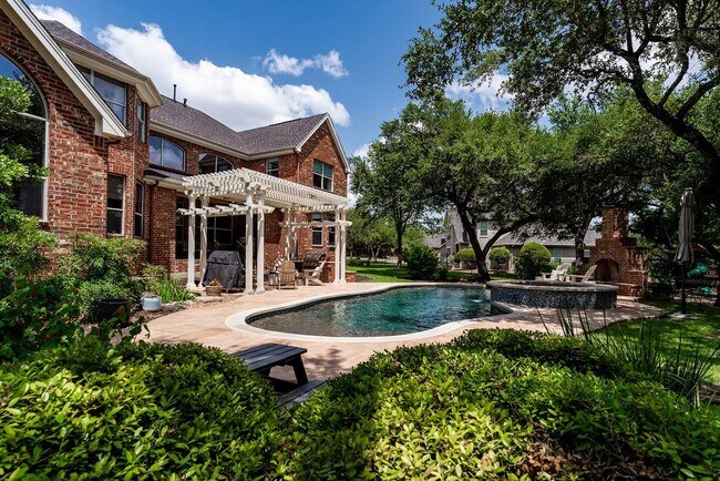 Building Photo - 3408 Travis Country Cir
