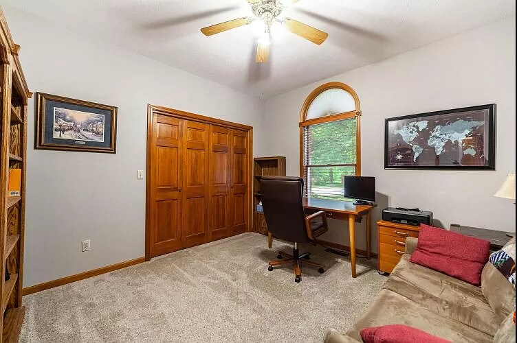 Building Photo - 4405 Fall River Dr