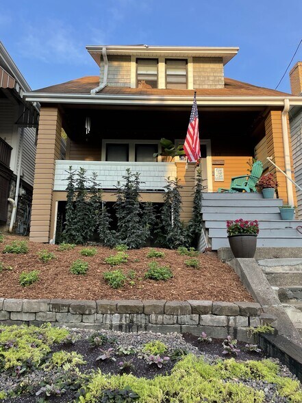 Building Photo - 113 Montclair Ave