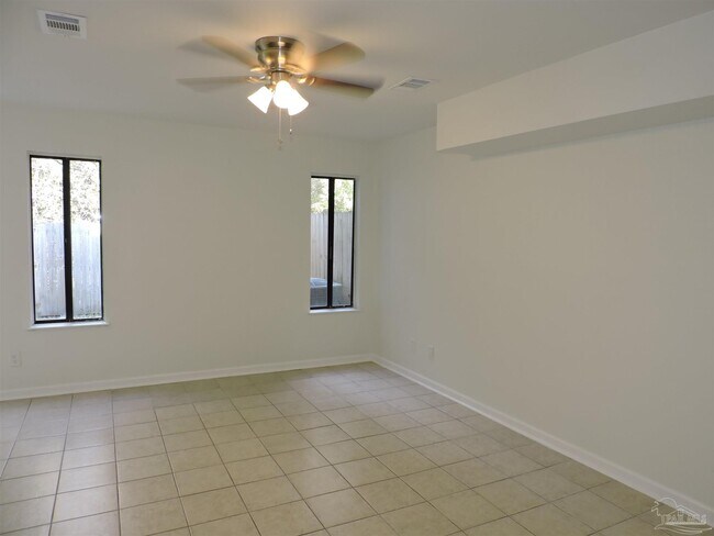 Building Photo - 9725 US-98