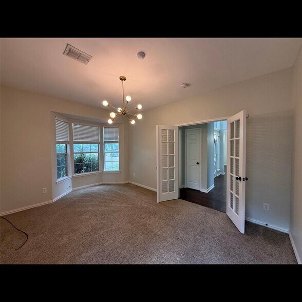 Building Photo - 10700 Jackson Ln