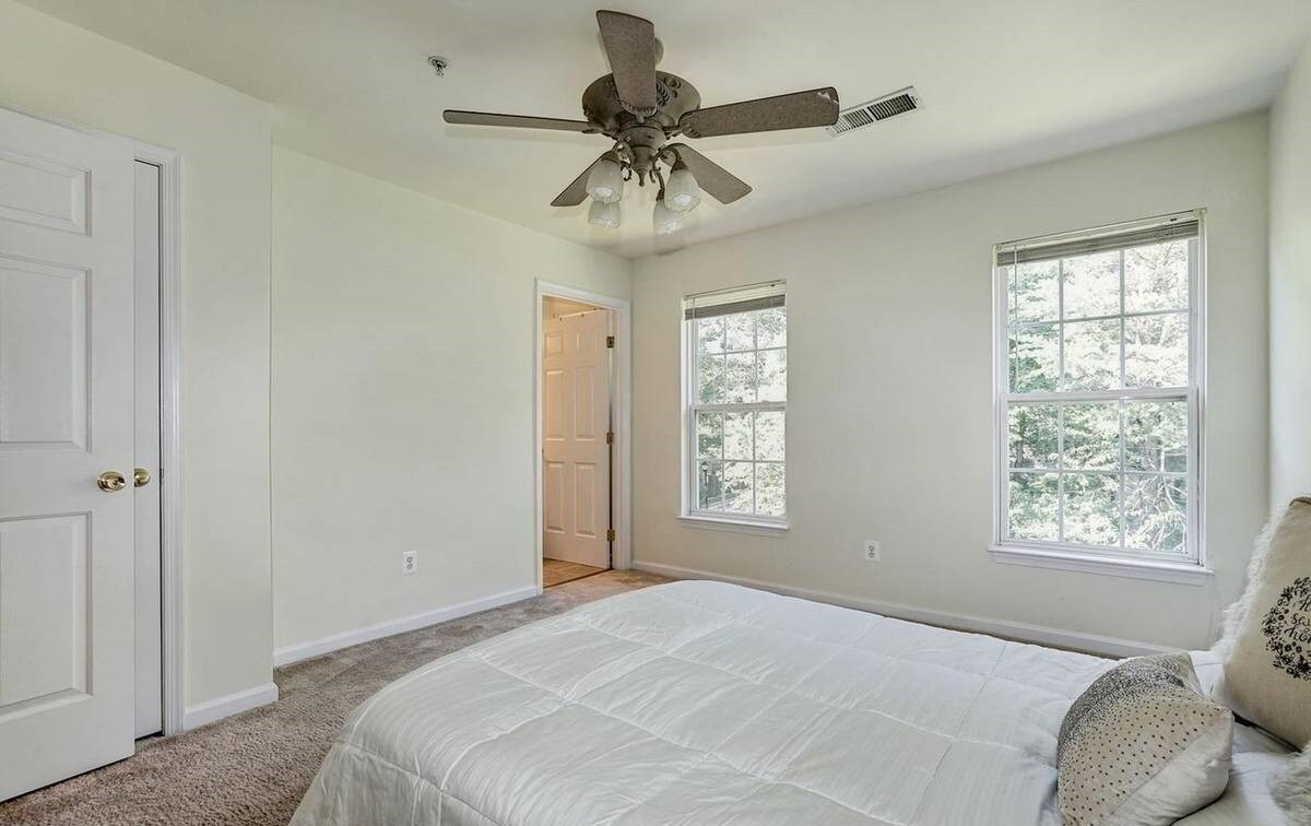 Building Photo - 2987 Huntington Grove Square
