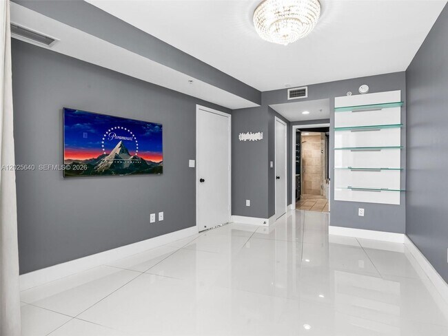 Building Photo - 18201 Collins Ave