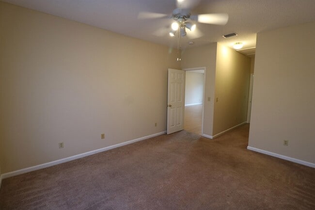 Building Photo - 825 Anastasia Blvd